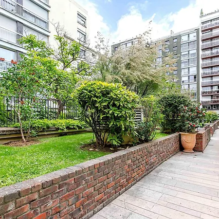 Bright With Balcony - 2 Min Walk To Metro Paris